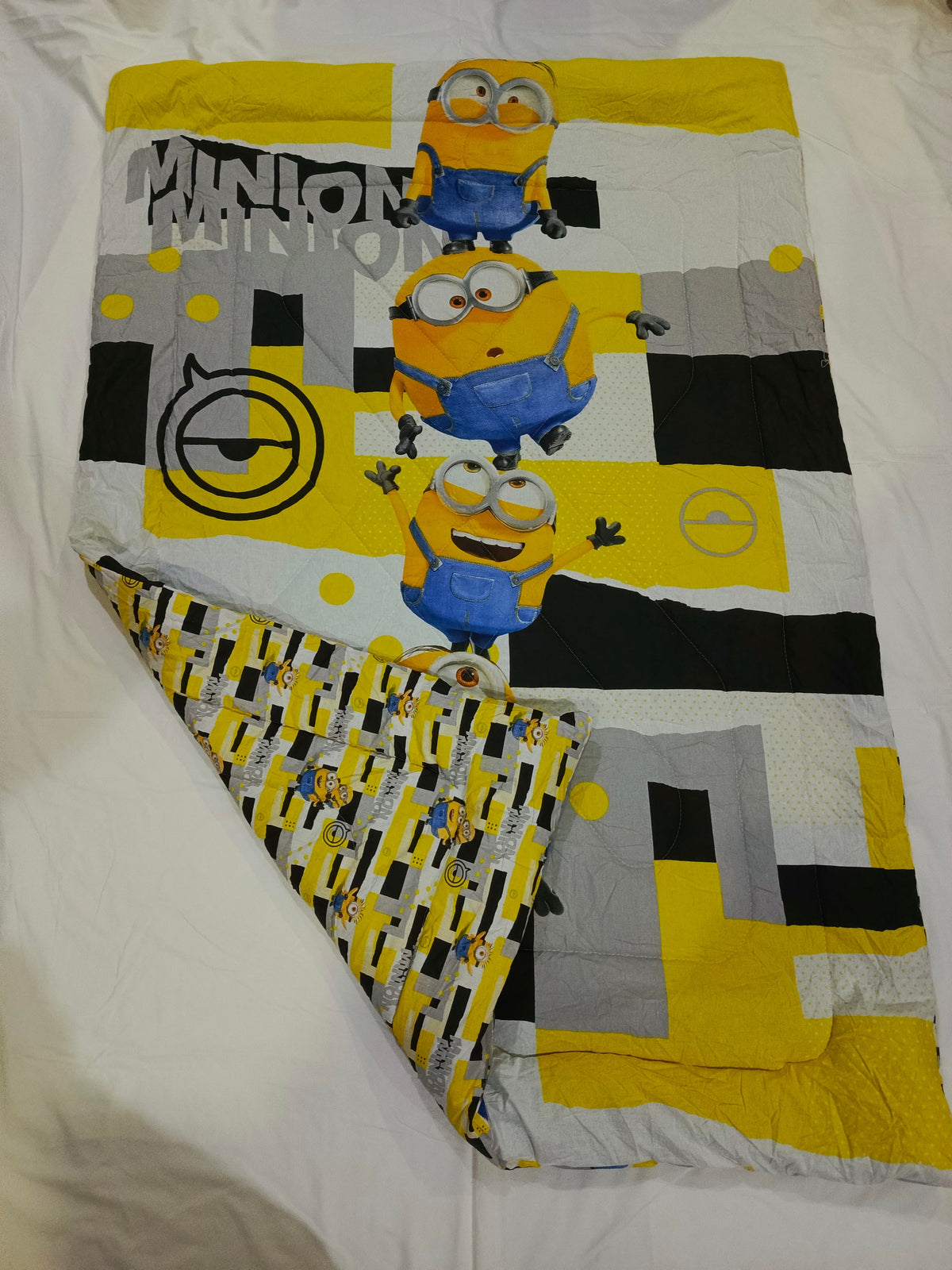 Minions Summer light Filling Ac Comforter